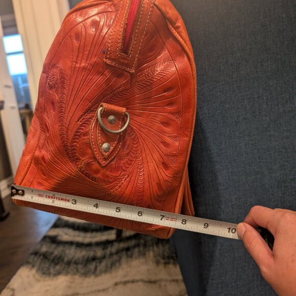 Vintage Large Leaders in Leather Tooled Floral Overnight Bag - Picture 9 of 12